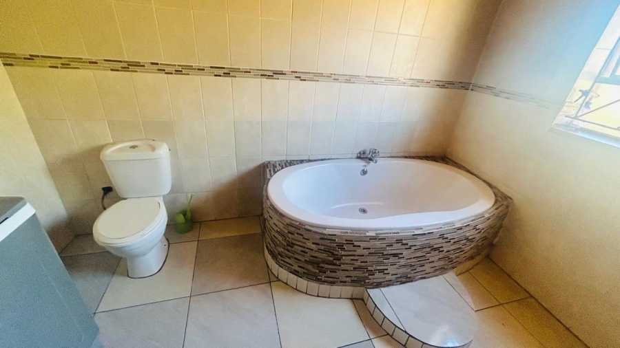3 Bedroom Property for Sale in Zamdela Free State